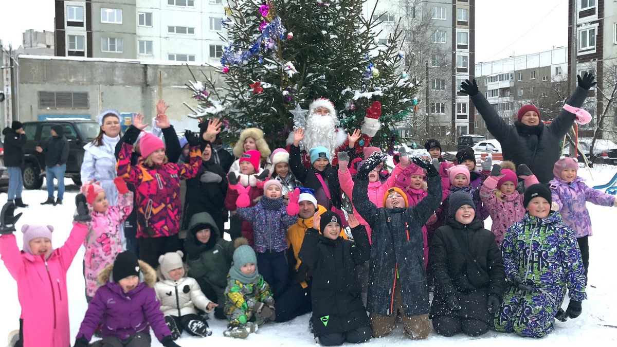 Новый год во дворе